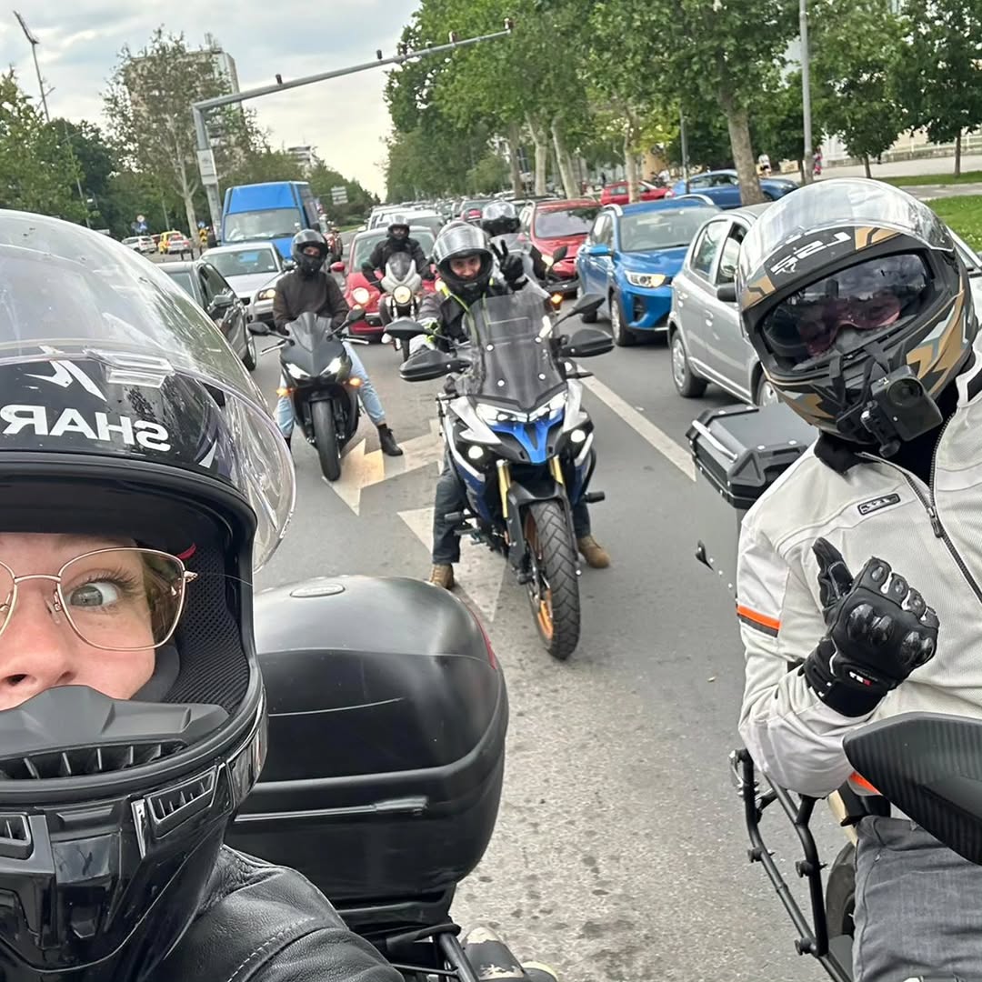 Group ride on the way to Bešenovačko jezero